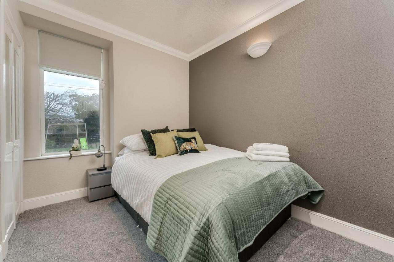 Appartamento The Garden Flat, Loch Lomond Alexandria Esterno foto